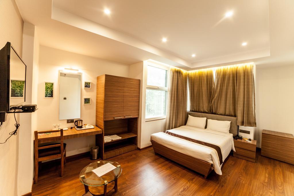 Brownstar Boutique Hotel Τσενάι Εξωτερικό φωτογραφία