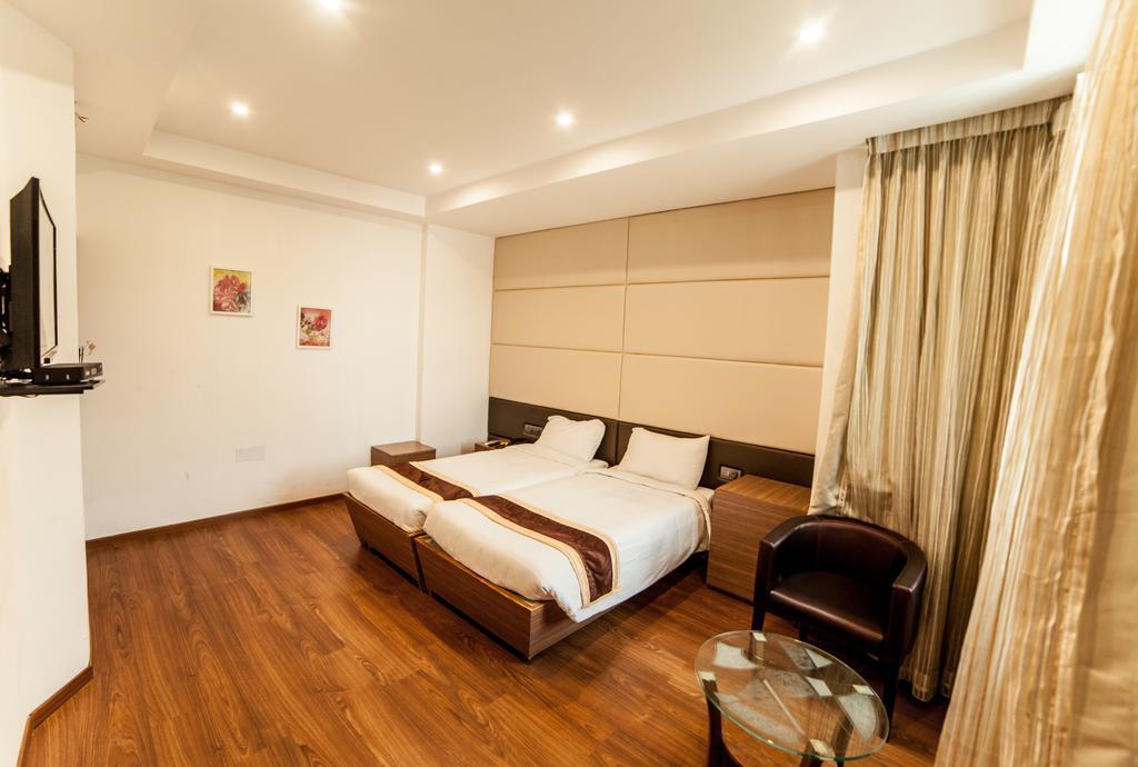 Brownstar Boutique Hotel Τσενάι Εξωτερικό φωτογραφία