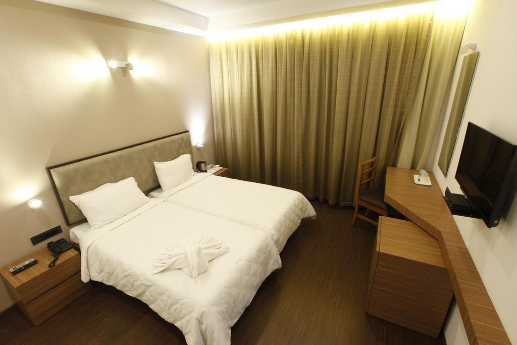 Brownstar Boutique Hotel Τσενάι Εξωτερικό φωτογραφία