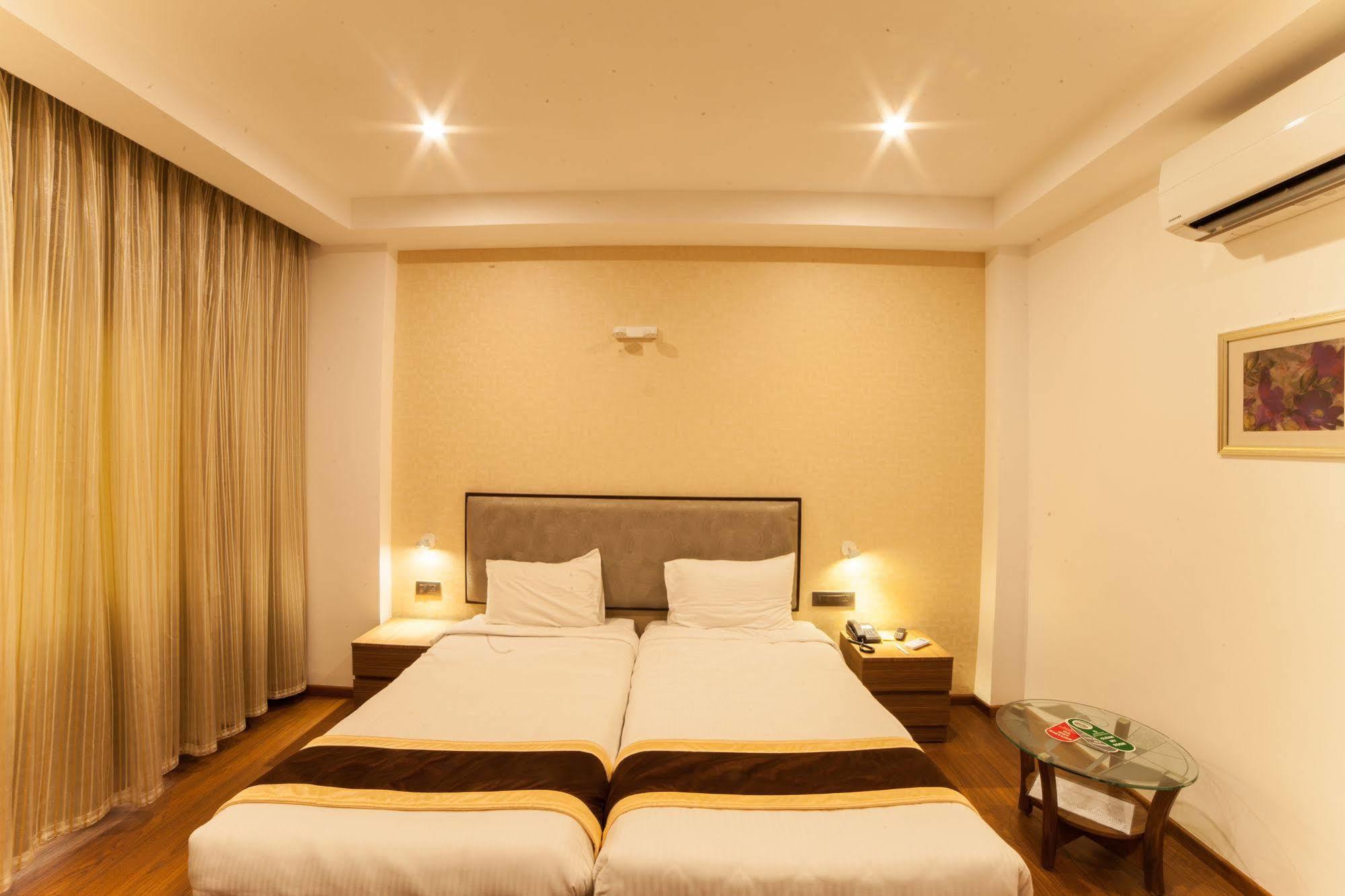 Brownstar Boutique Hotel Τσενάι Εξωτερικό φωτογραφία
